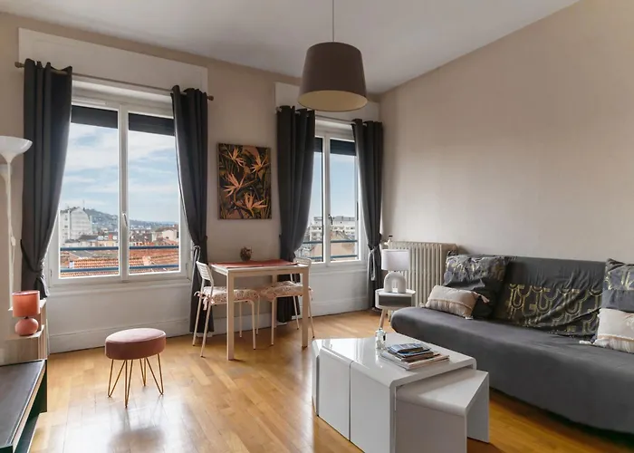 Le Victoria - Coeur De Avec Vue * ヴィシー